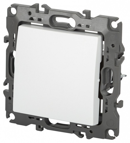 Переключатель перекрестный одноклавишный без рамки Эра Эра 12 12-1108-01М