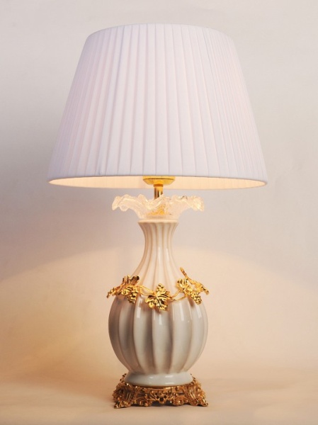 Настольная лампа декоративная Abrasax 8107 TL.8107-1GO